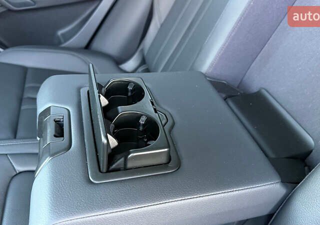 Белый Ауди Ку 5, объемом двигателя 1.98 л и пробегом 127 тыс. км за 27777 $, фото 30 на Automoto.ua