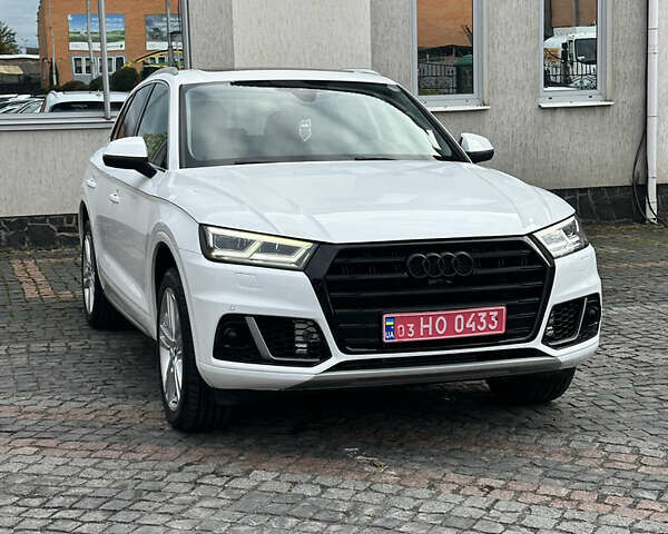 Белый Ауди Ку 5, объемом двигателя 1.98 л и пробегом 74 тыс. км за 26500 $, фото 10 на Automoto.ua