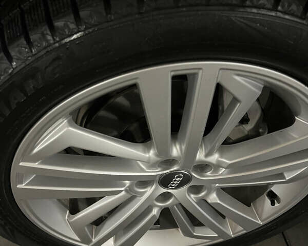 Белый Ауди Ку 5, объемом двигателя 1.98 л и пробегом 95 тыс. км за 21000 $, фото 14 на Automoto.ua