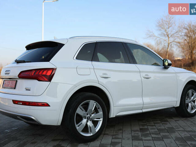 Белый Ауди Ку 5, объемом двигателя 1.98 л и пробегом 107 тыс. км за 29500 $, фото 6 на Automoto.ua