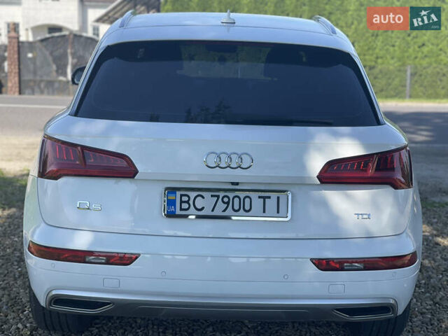Белый Ауди Ку 5, объемом двигателя 1.97 л и пробегом 190 тыс. км за 29900 $, фото 13 на Automoto.ua