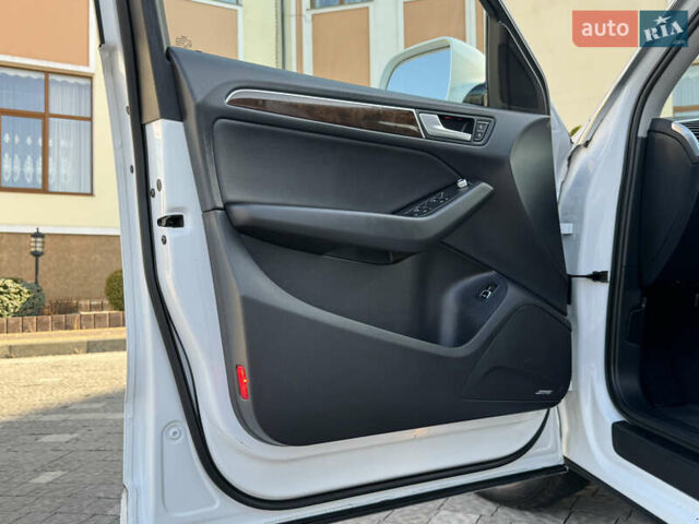 Белый Ауди Ку 5, объемом двигателя 2 л и пробегом 162 тыс. км за 14950 $, фото 54 на Automoto.ua