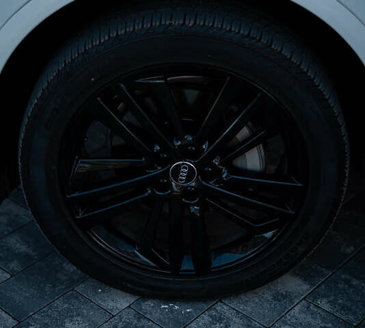 Белый Ауди Ку 5, объемом двигателя 1.98 л и пробегом 128 тыс. км за 23000 $, фото 8 на Automoto.ua