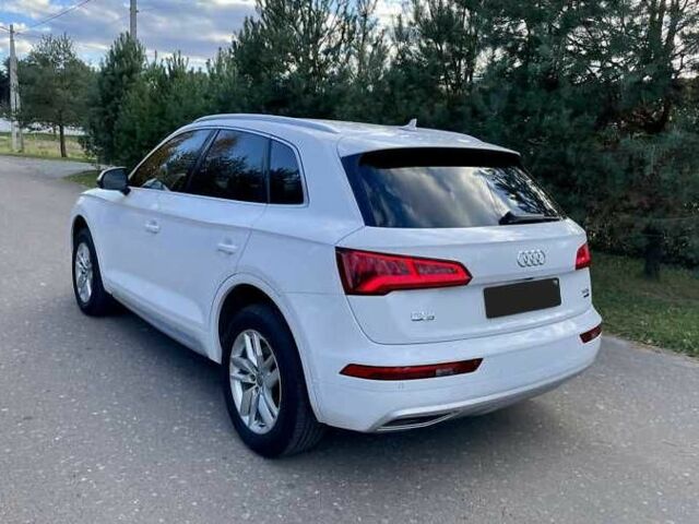 Білий Ауді Ку 5, об'ємом двигуна 2 л та пробігом 71 тис. км за 17600 $, фото 13 на Automoto.ua