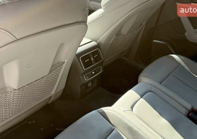 Белый Ауди Ку 5, объемом двигателя 1.98 л и пробегом 112 тыс. км за 29000 $, фото 16 на Automoto.ua