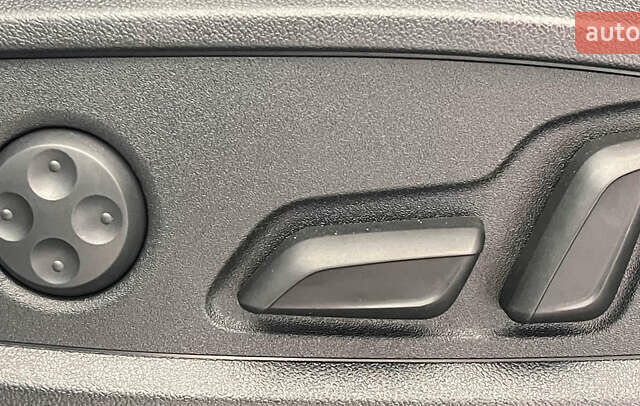 Белый Ауди Ку 5, объемом двигателя 2 л и пробегом 46 тыс. км за 25950 $, фото 23 на Automoto.ua