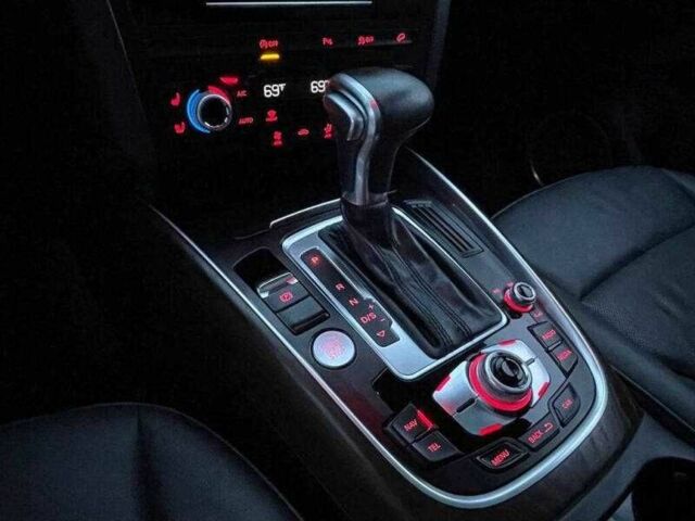 Белый Ауди Ку 5, объемом двигателя 3 л и пробегом 76 тыс. км за 4200 $, фото 6 на Automoto.ua