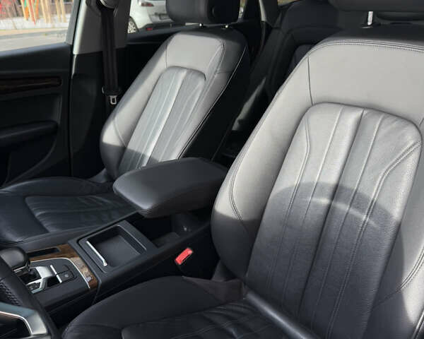 Білий Ауді Ку 5, об'ємом двигуна 1.98 л та пробігом 100 тис. км за 26500 $, фото 29 на Automoto.ua