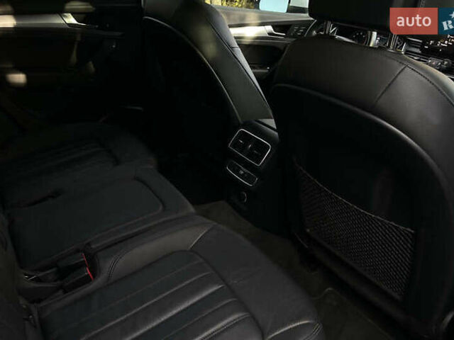 Білий Ауді Ку 5, об'ємом двигуна 1.98 л та пробігом 71 тис. км за 19600 $, фото 12 на Automoto.ua