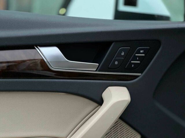 Белый Ауди Ку 5, объемом двигателя 2 л и пробегом 142 тыс. км за 25990 $, фото 8 на Automoto.ua