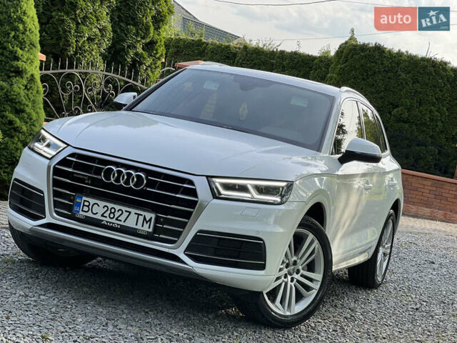 Білий Ауді Ку 5, об'ємом двигуна 2 л та пробігом 50 тис. км за 24899 $, фото 3 на Automoto.ua