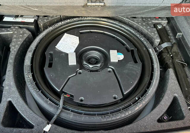 Білий Ауді Ку 5, об'ємом двигуна 1.98 л та пробігом 127 тис. км за 30999 $, фото 34 на Automoto.ua