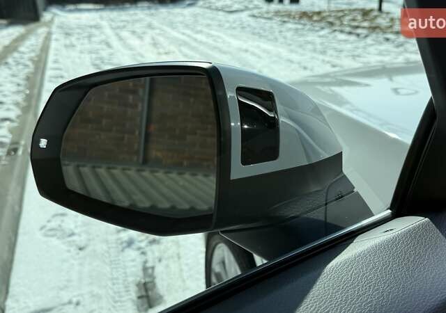 Белый Ауди Ку 5, объемом двигателя 1.98 л и пробегом 112 тыс. км за 29000 $, фото 15 на Automoto.ua