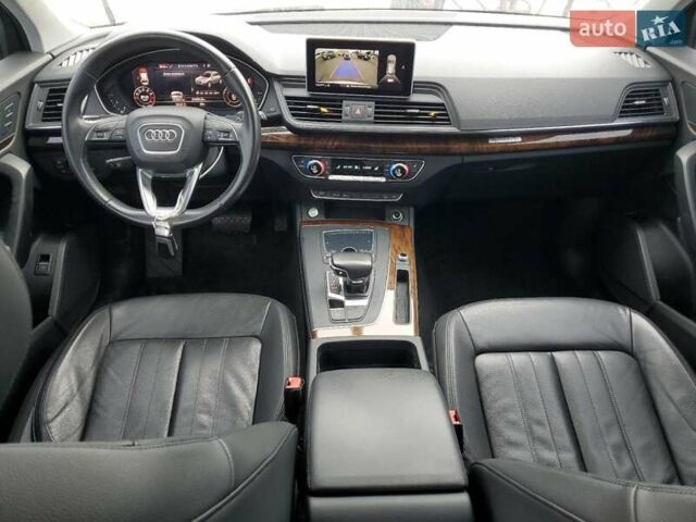 Белый Ауди Ку 5, объемом двигателя 1.98 л и пробегом 165 тыс. км за 7500 $, фото 7 на Automoto.ua