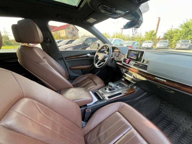 Белый Ауди Ку 5, объемом двигателя 2 л и пробегом 187 тыс. км за 27300 $, фото 29 на Automoto.ua