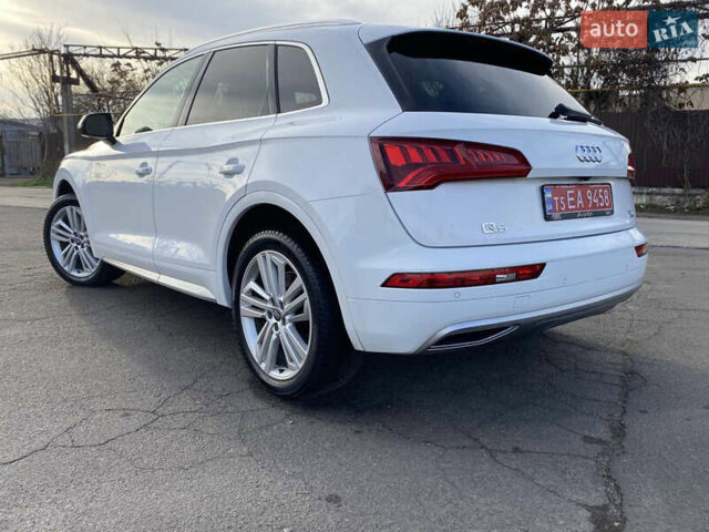 Белый Ауди Ку 5, объемом двигателя 2 л и пробегом 173 тыс. км за 24900 $, фото 6 на Automoto.ua