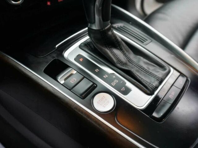 Белый Ауди Ку 5, объемом двигателя 2 л и пробегом 53 тыс. км за 12600 $, фото 10 на Automoto.ua