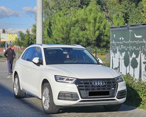 Білий Ауді Ку 5, об'ємом двигуна 1.98 л та пробігом 66 тис. км за 26000 $, фото 5 на Automoto.ua