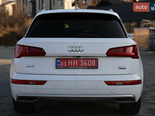 Белый Ауди Ку 5, объемом двигателя 1.98 л и пробегом 107 тыс. км за 29500 $, фото 9 на Automoto.ua