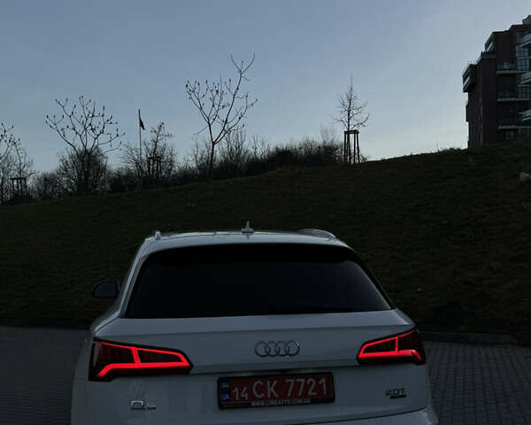 Білий Ауді Ку 5, об'ємом двигуна 1.98 л та пробігом 260 тис. км за 19000 $, фото 9 на Automoto.ua