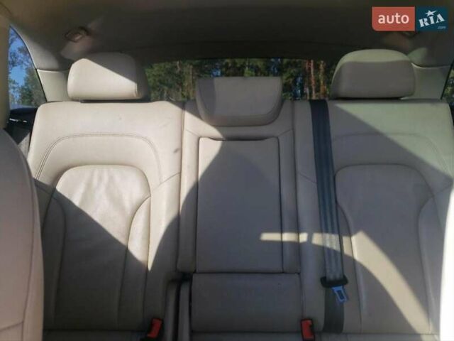 Білий Ауді Ку 5, об'ємом двигуна 1.98 л та пробігом 181 тис. км за 12950 $, фото 9 на Automoto.ua