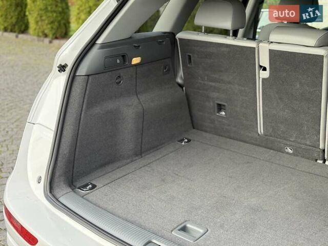 Ауді Ку 5 2017 у Львові на Automoto.ua Білий Ауді Ку 5, об'ємом двигуна 1.98 л та пробігом 147 тис. км за 17499 $, фото 97 на Automoto.ua