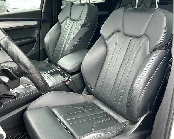 Білий Ауді Ку 5, об'ємом двигуна 1.98 л та пробігом 138 тис. км за 27500 $, фото 18 на Automoto.ua