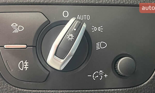 Білий Ауді Ку 5, об'ємом двигуна 2 л та пробігом 46 тис. км за 25950 $, фото 22 на Automoto.ua