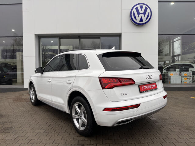 Белый Ауди Ку 5, объемом двигателя 2 л и пробегом 105 тыс. км за 34999 $, фото 32 на Automoto.ua