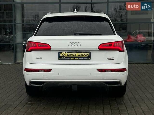 Белый Ауди Ку 5, объемом двигателя 1.98 л и пробегом 166 тыс. км за 24000 $, фото 5 на Automoto.ua