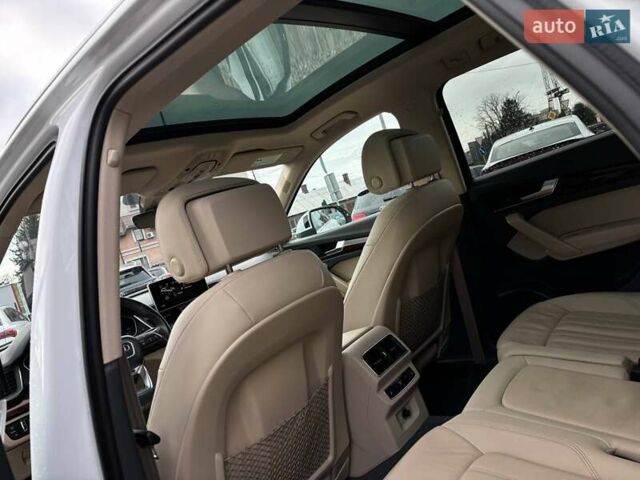 Білий Ауді Ку 5, об'ємом двигуна 2 л та пробігом 215 тис. км за 21800 $, фото 52 на Automoto.ua