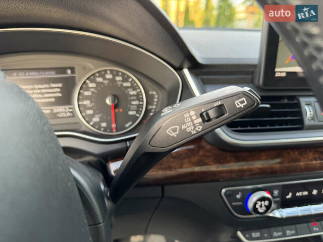 Белый Ауди Ку 5, объемом двигателя 2 л и пробегом 127 тыс. км за 24900 $, фото 47 на Automoto.ua