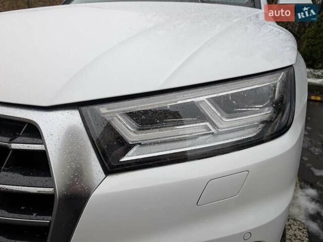 Білий Ауді Ку 5, об'ємом двигуна 2 л та пробігом 199 тис. км за 29999 $, фото 8 на Automoto.ua