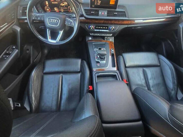 Белый Ауди Ку 5, объемом двигателя 1.98 л и пробегом 121 тыс. км за 29900 $, фото 7 на Automoto.ua
