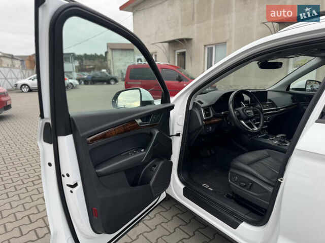 Белый Ауди Ку 5, объемом двигателя 1.98 л и пробегом 238 тыс. км за 18500 $, фото 13 на Automoto.ua