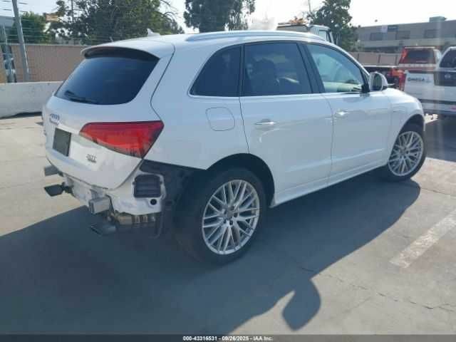 Белый Ауди Ку 5, объемом двигателя 2 л и пробегом 80 тыс. км за 3500 $, фото 3 на Automoto.ua