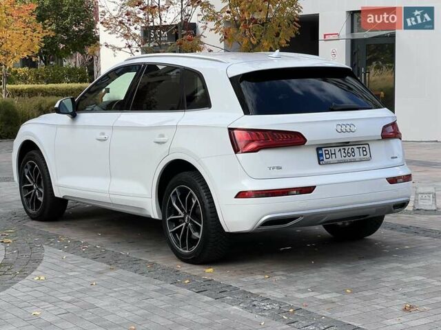 Ауди Ку 5 2017 в Киеве на Automoto.ua Белый Ауди Ку 5, объемом двигателя 1.98 л и пробегом 103 тыс. км за 23900 $, фото 22 на Automoto.ua