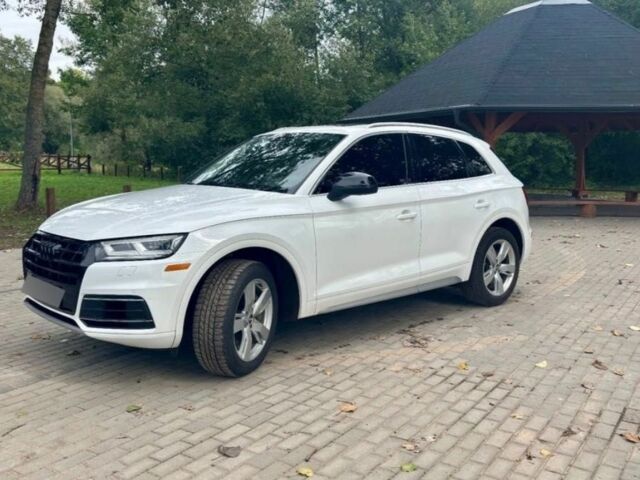 Білий Ауді Ку 5, об'ємом двигуна 2 л та пробігом 90 тис. км за 13000 $, фото 10 на Automoto.ua