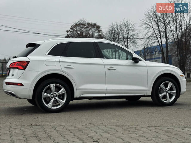 Белый Ауди Ку 5, объемом двигателя 1.98 л и пробегом 143 тыс. км за 25500 $, фото 7 на Automoto.ua