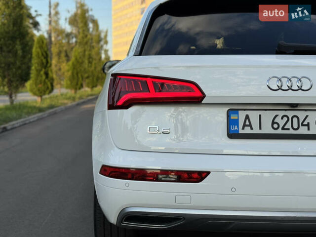 Белый Ауди Ку 5, объемом двигателя 2 л и пробегом 127 тыс. км за 24900 $, фото 20 на Automoto.ua