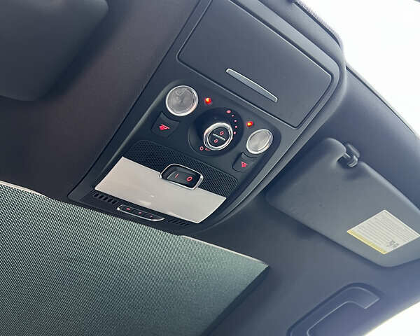 Білий Ауді Ку 5, об'ємом двигуна 2 л та пробігом 206 тис. км за 18500 $, фото 13 на Automoto.ua