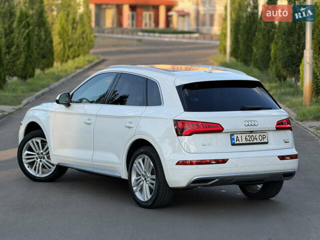 Белый Ауди Ку 5, объемом двигателя 2 л и пробегом 127 тыс. км за 24900 $, фото 4 на Automoto.ua