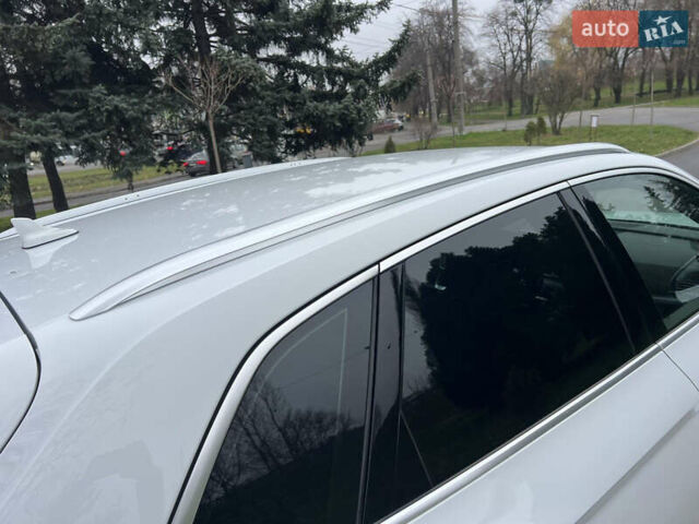 Белый Ауди Ку 5, объемом двигателя 1.97 л и пробегом 139 тыс. км за 28800 $, фото 19 на Automoto.ua