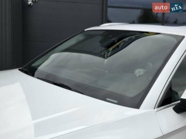 Білий Ауді Ку 5, об'ємом двигуна 2 л та пробігом 163 тис. км за 26750 $, фото 14 на Automoto.ua