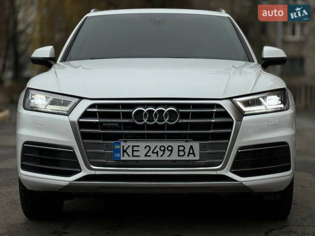 Белый Ауди Ку 5, объемом двигателя 1.98 л и пробегом 200 тыс. км за 22499 $, фото 7 на Automoto.ua