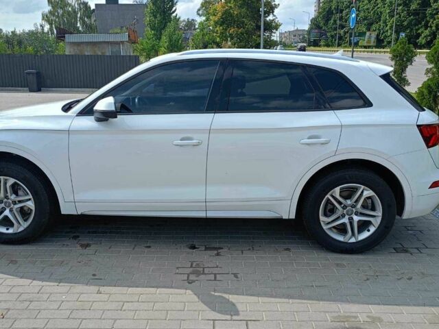 Белый Ауди Ку 5, объемом двигателя 2 л и пробегом 124 тыс. км за 23700 $, фото 1 на Automoto.ua