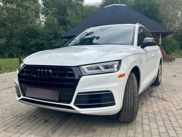 Білий Ауді Ку 5, об'ємом двигуна 2 л та пробігом 90 тис. км за 13000 $, фото 12 на Automoto.ua