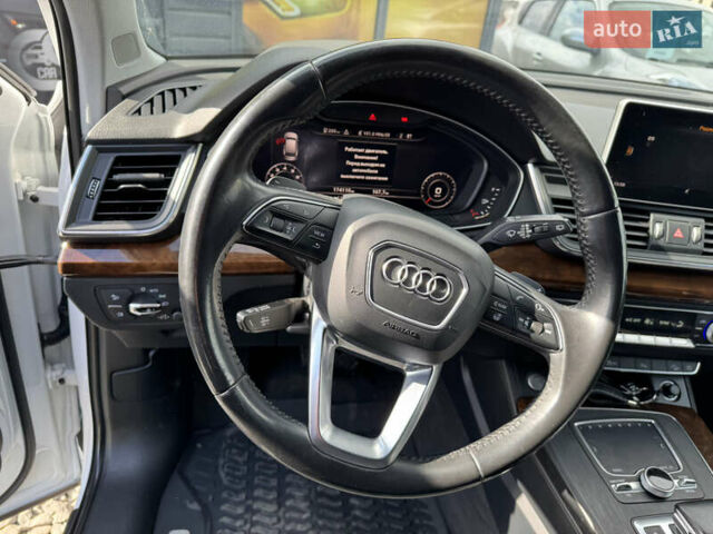 Белый Ауди Ку 5, объемом двигателя 1.98 л и пробегом 173 тыс. км за 21900 $, фото 57 на Automoto.ua