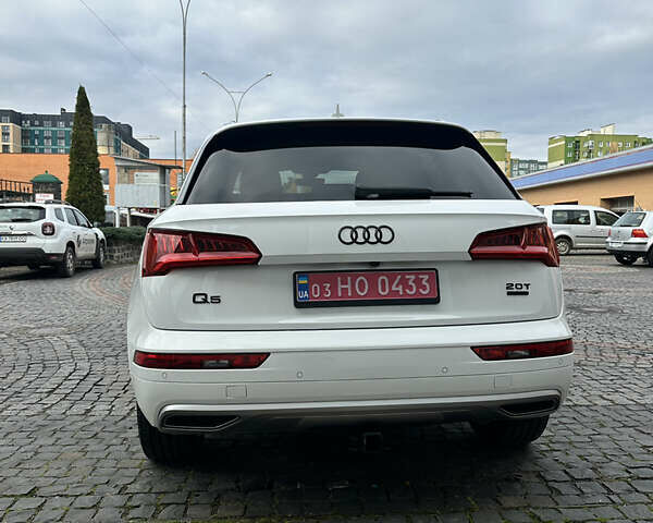 Белый Ауди Ку 5, объемом двигателя 1.98 л и пробегом 74 тыс. км за 26500 $, фото 17 на Automoto.ua