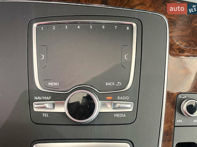 Белый Ауди Ку 5, объемом двигателя 2 л и пробегом 46 тыс. км за 25950 $, фото 21 на Automoto.ua